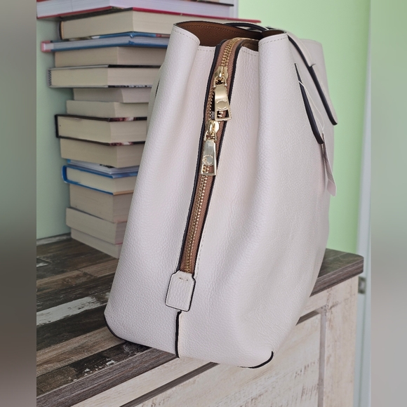 Coach Vanilla Leather Charlie Carryall Satchel Tote Bag - Picture 8 of 15